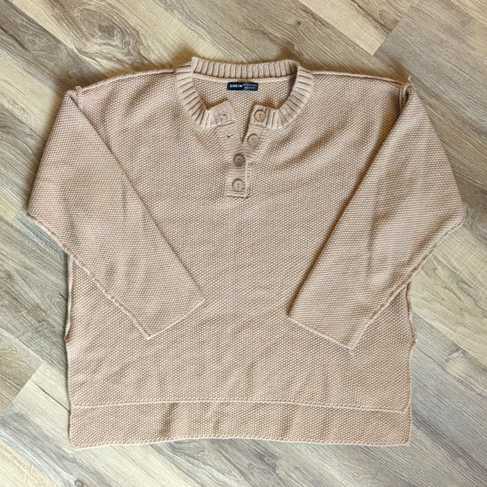 Half button drop shoulder sweater - Picture 1 of 2